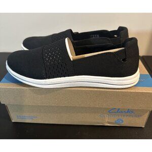 NIB‎ Clarks Breeze Vibe Loafer Women's Black Slip-On Comfort  Size 6 M